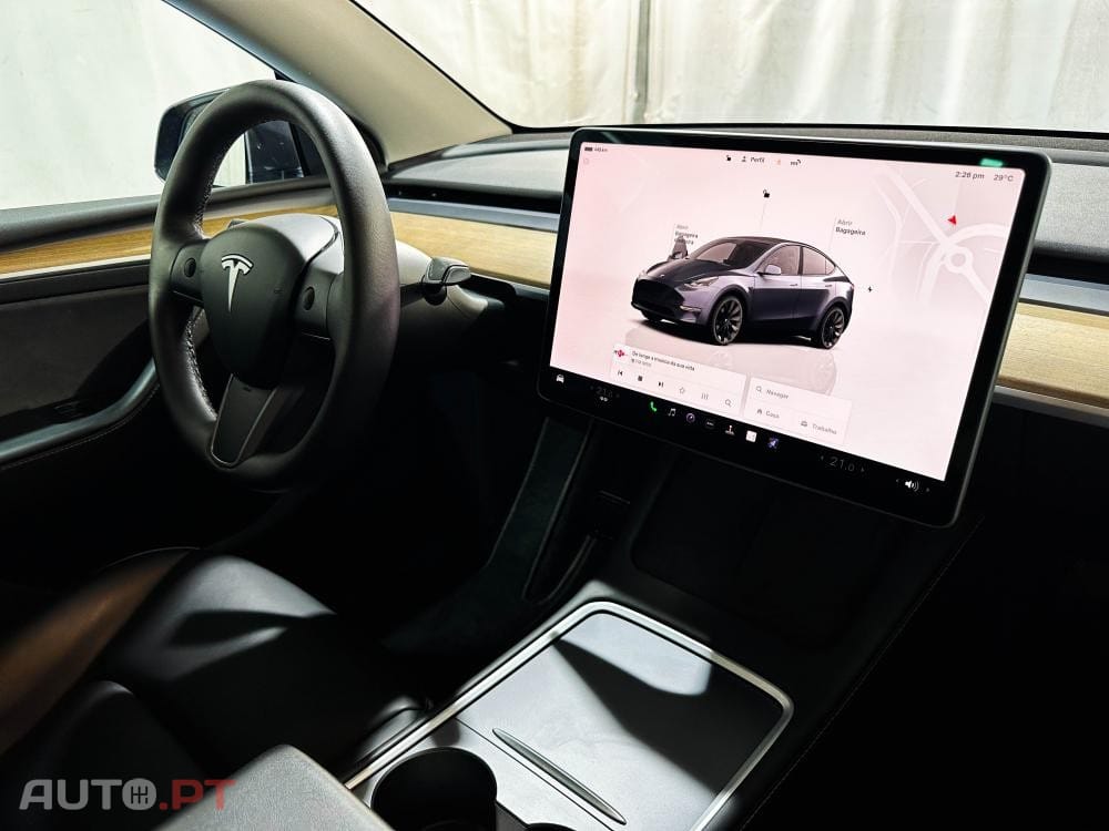 Tesla Model Y Long Range Dual Motor AWD
