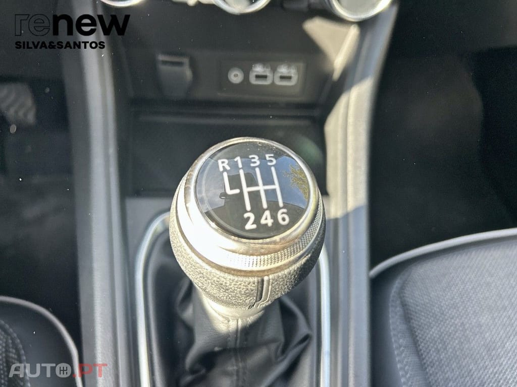 Renault Captur Captur Techno Bi-Fuel 100