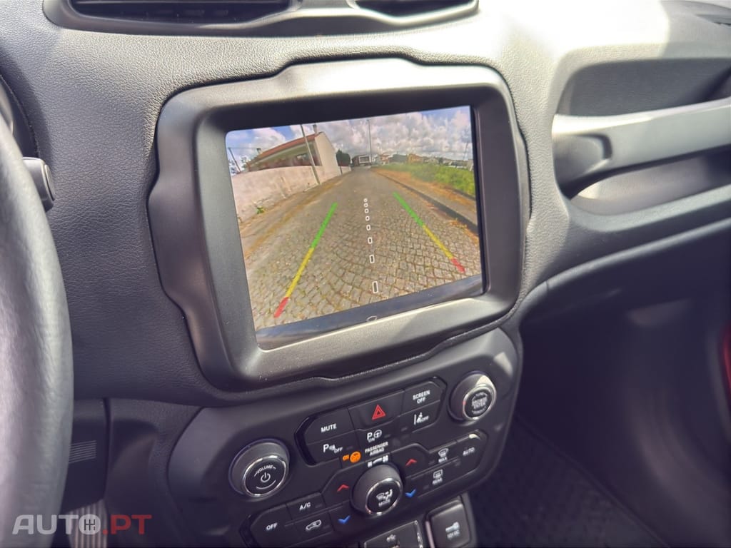 Jeep Renegade 1.3 TG 4Xe Trailhawk