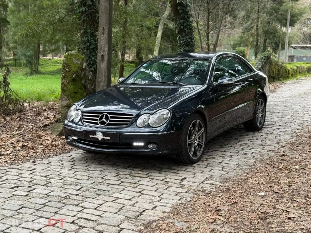 Mercedes-Benz CLK 240 Outro