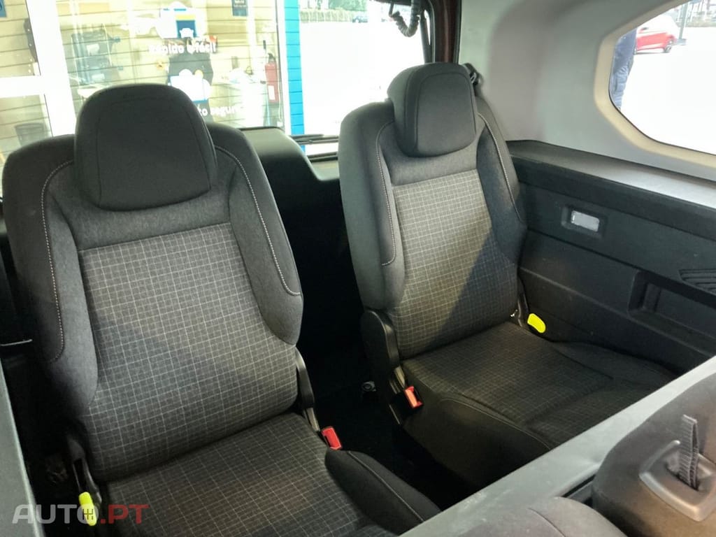 Peugeot Rifter 1.2 PureTech Allure