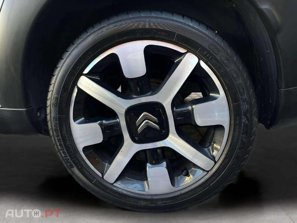 Citroen C4 Cactus 1.2 e-THP Shine Edition