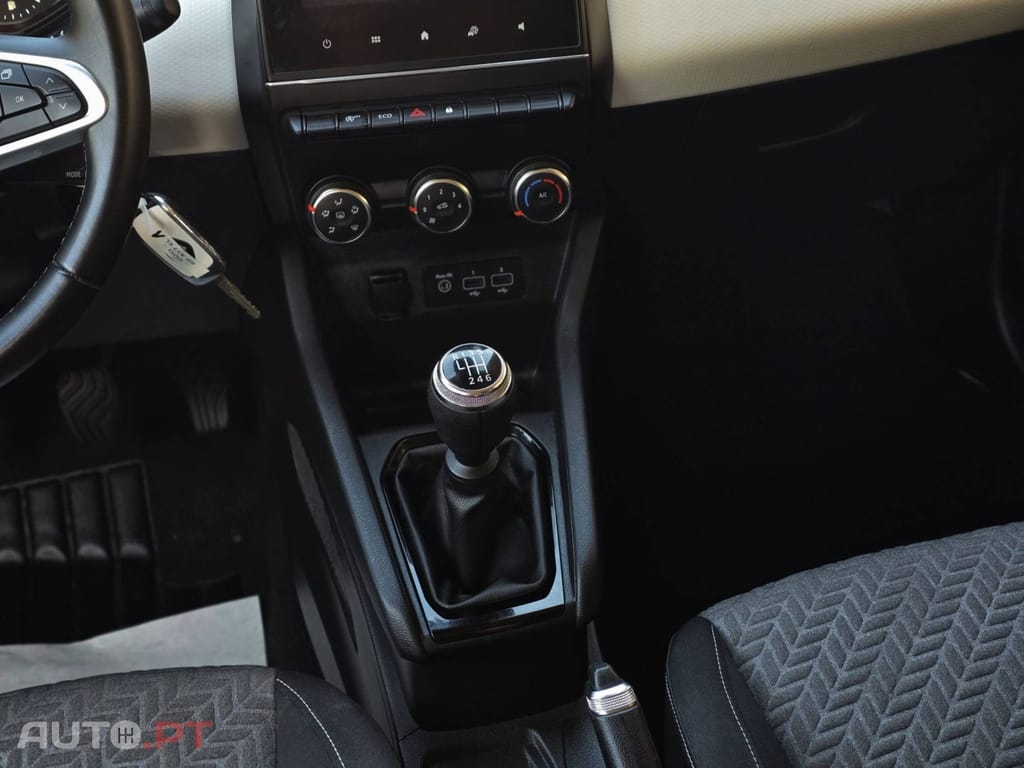 Renault Clio 1.0 TCe Limited Bi-Fuel