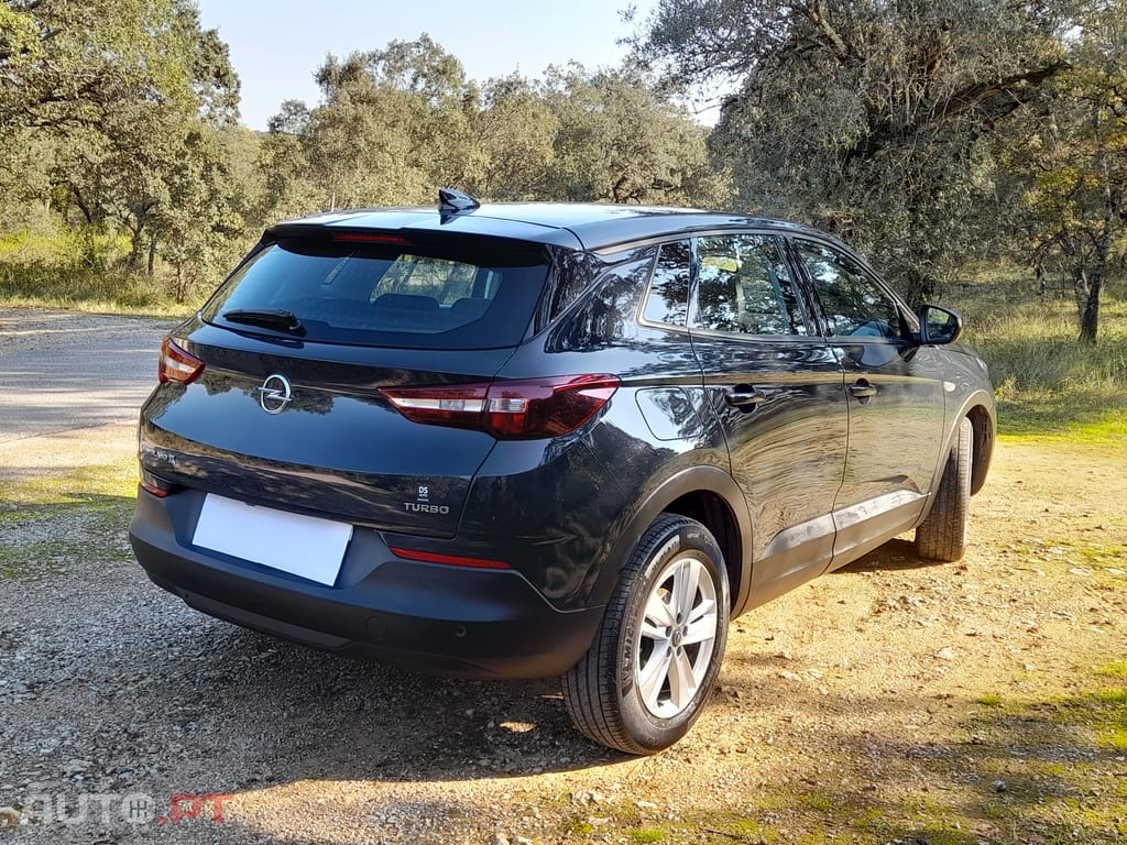 Opel Grandland (X) 1.2 T Business Edition