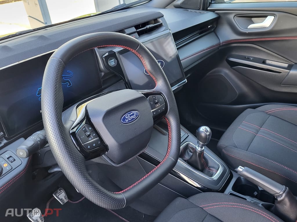 Ford Puma 1.0 EcoBoost mHEV ST-Line