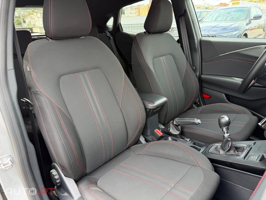 Ford Puma 1.0 EcoBoost MHEV ST-Line