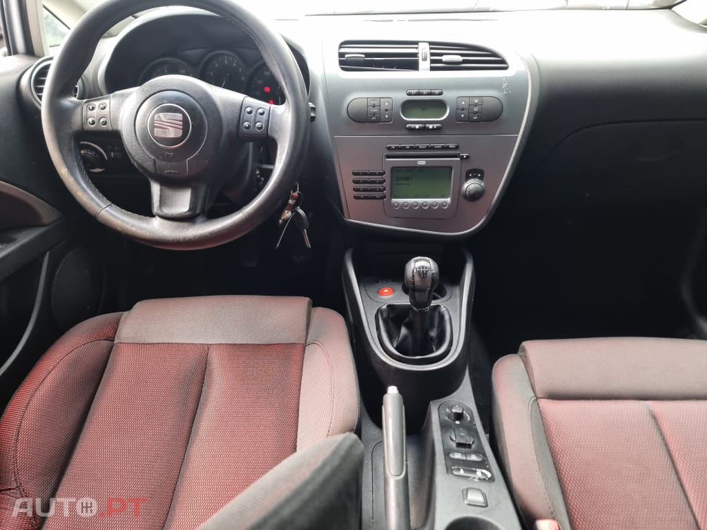 Alfa Romeo 159 Sportwagon 1.9 JTDm 16V 280