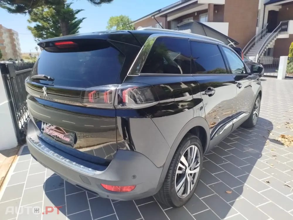 Peugeot 5008 1.2 PureTech Allure Pack