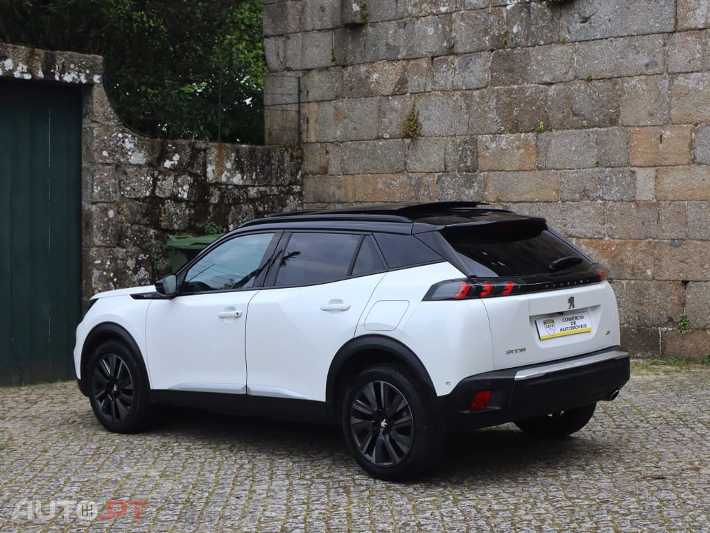 Peugeot 2008 1.5 BlueHDi GT EAT8