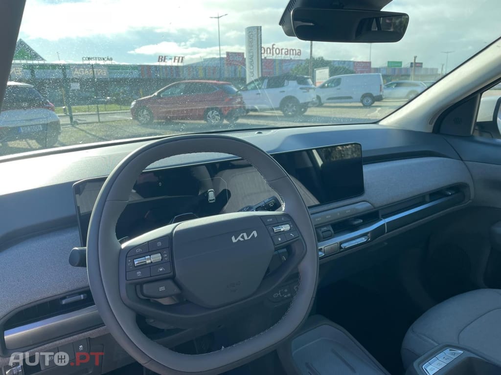 Kia EV3 58.3 kWh Drive