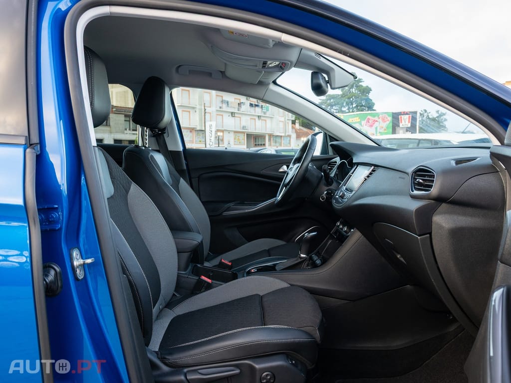 Opel Grandland (X) 1.2 T Innovation AT