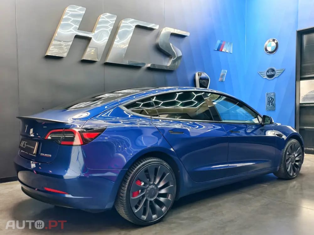 Tesla Model 3 Performance Tração Integral