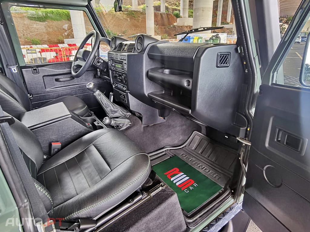 Land Rover Defender Blaser Edition "One of 60"