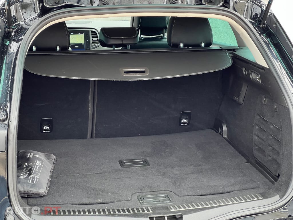 Renault Mégane Sport Tourer 1.5 Blue dCi Bose Edition