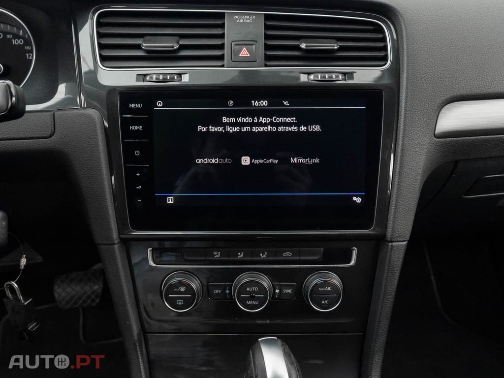 Volkswagen e-Golf AC/DC
