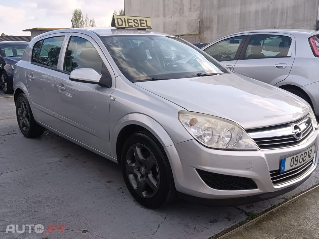 Opel Astra 1.3 CDTi Edition