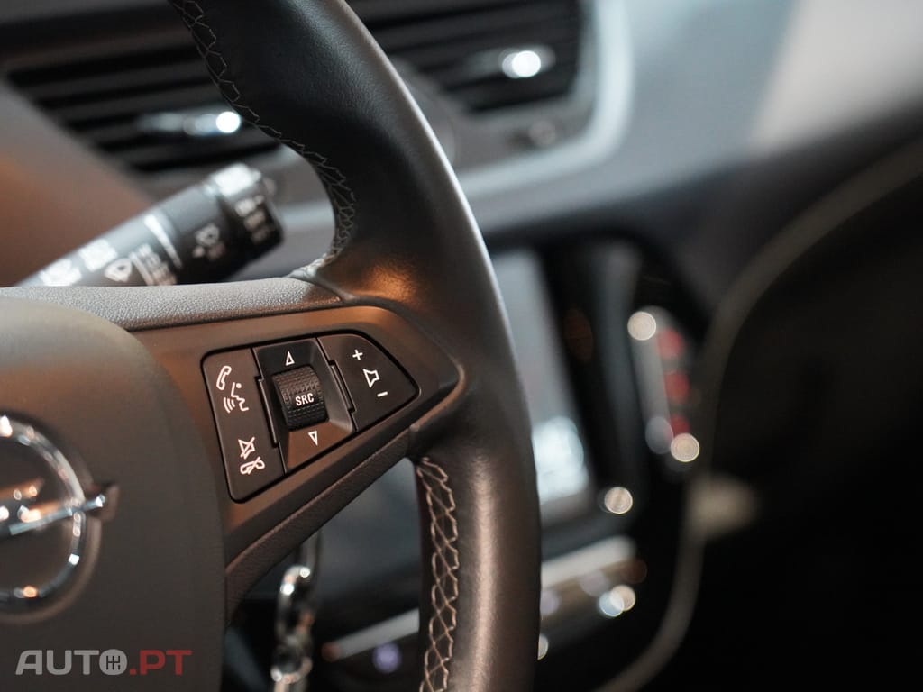 Opel Corsa 1.0 T 120 Anos