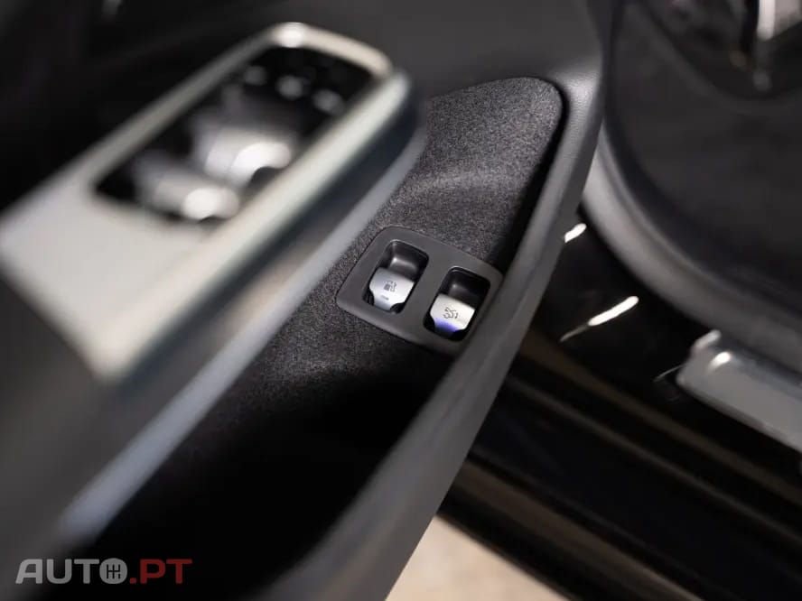 Mercedes-Benz E 300 e Station