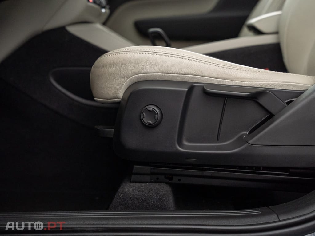 Volvo XC40 1.5 T4 PHEV Inscription Expression