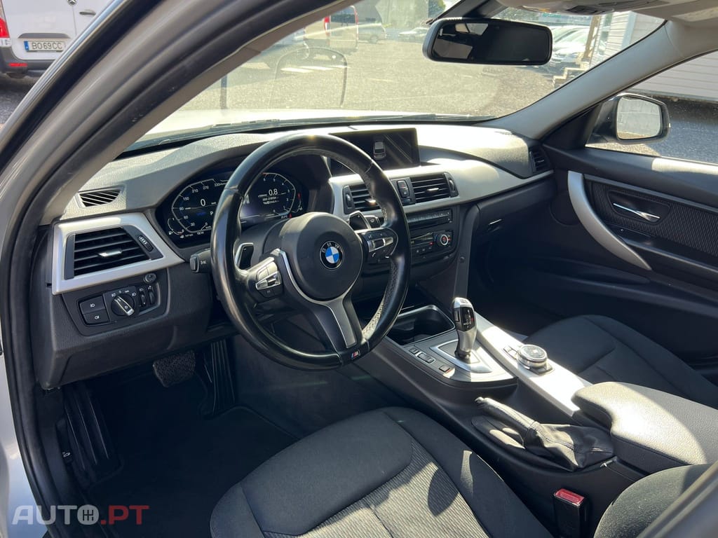 BMW 320 d Touring Auto
