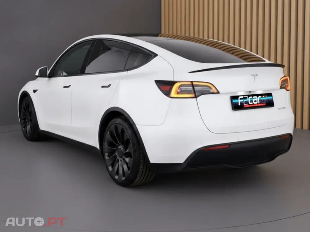 Tesla Model Y Performance Tração Integral