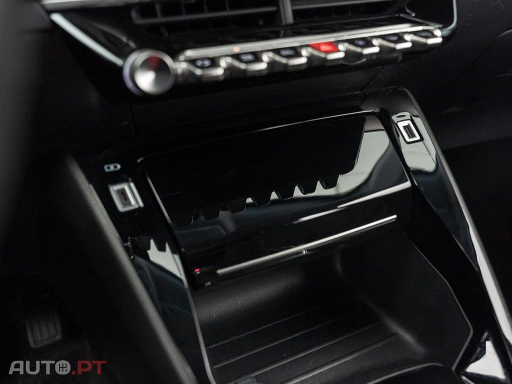 Peugeot 2008 1.5 BlueHDi Allure