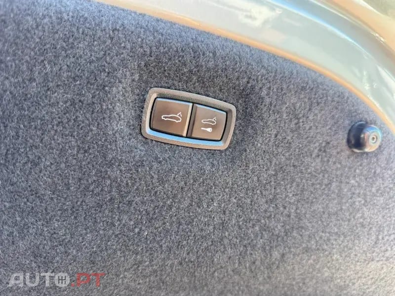 Porsche Taycan Turbo