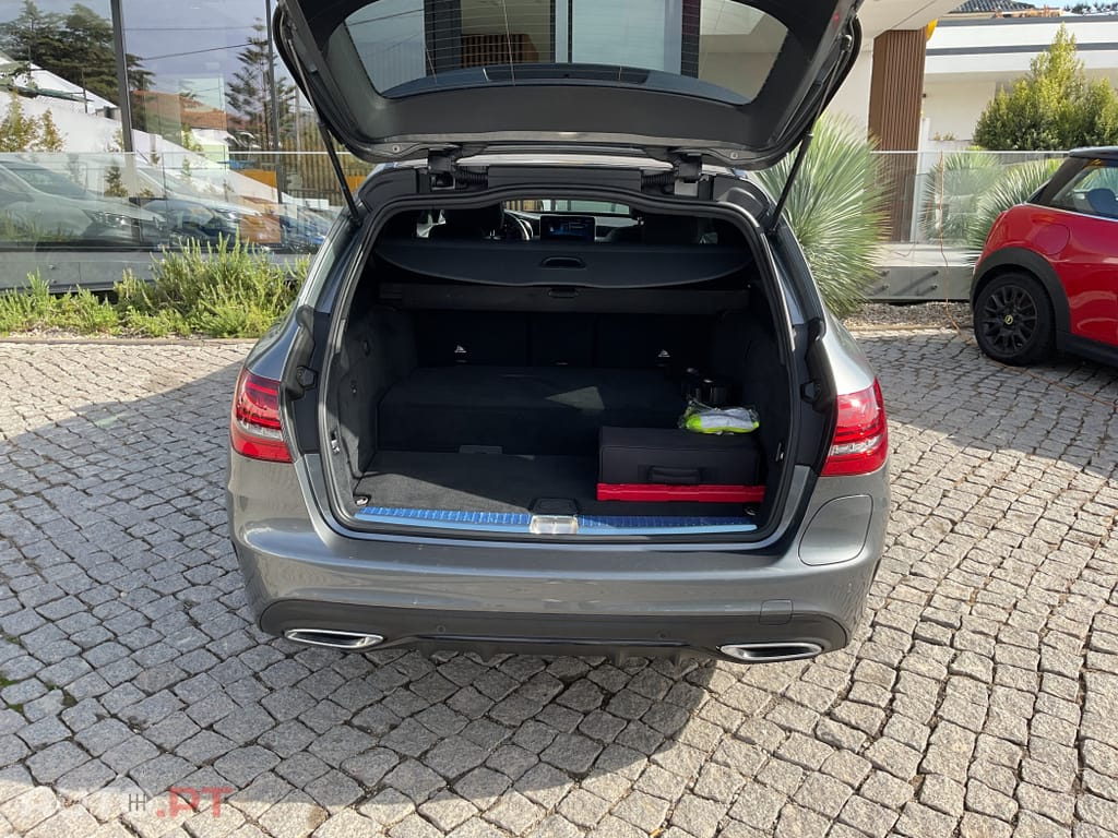 Mercedes-Benz C 300 de AMG Line