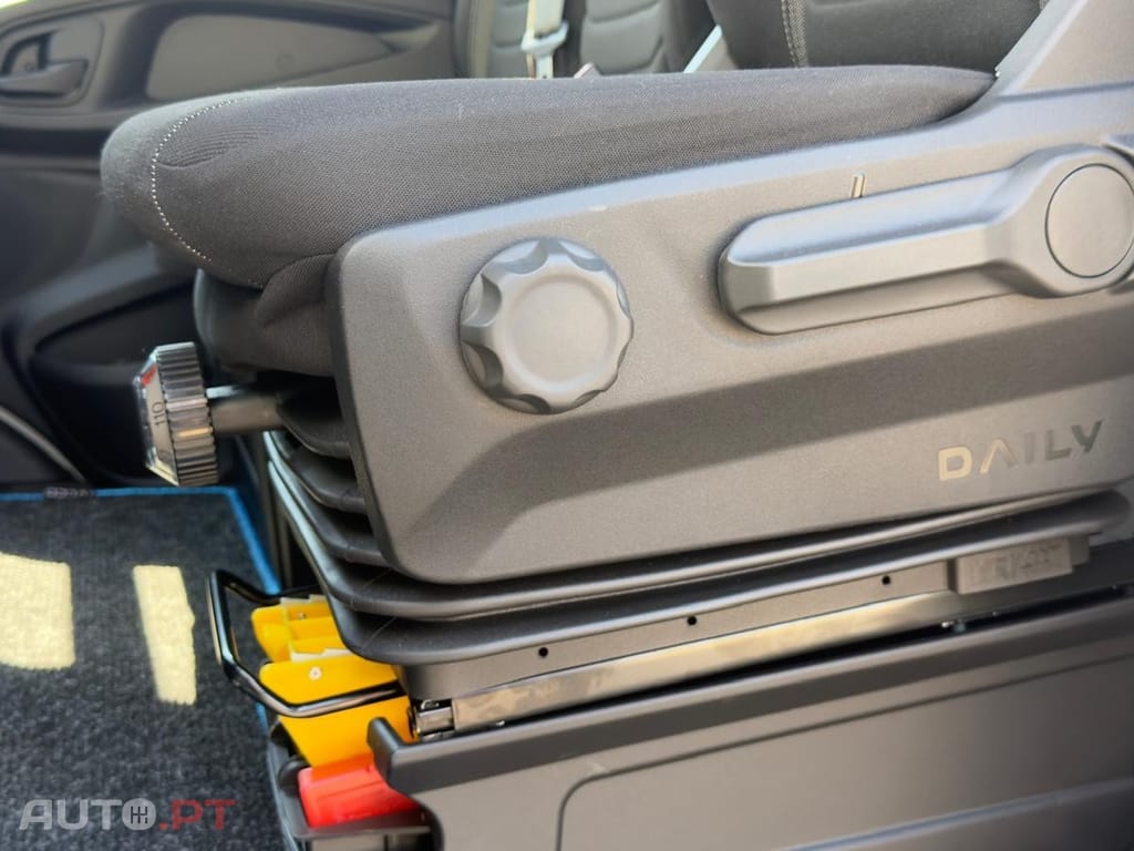 Iveco Daily 3.0 - 180 A8 NOVA !!