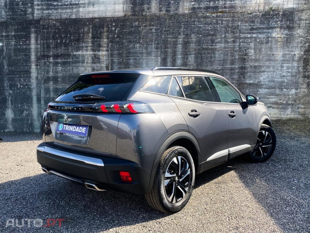 Peugeot 2008 1.2 PureTech Allure EAT8