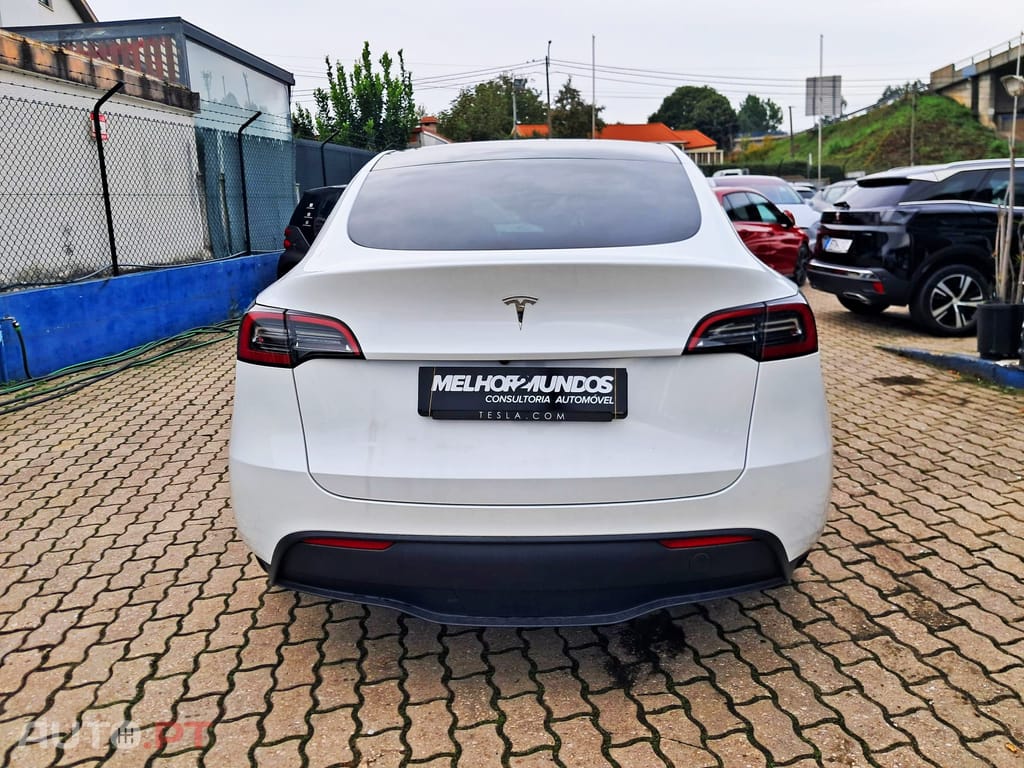 Tesla Model Y Tração Traseira