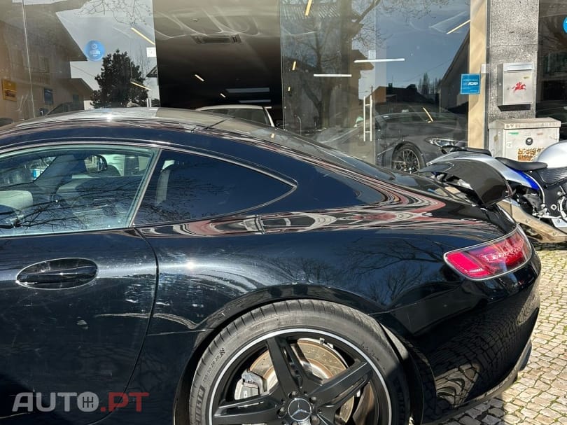 Mercedes-Benz AMG GT Standard