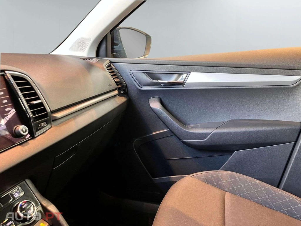 Skoda Karoq 1.0 TSI Ambition