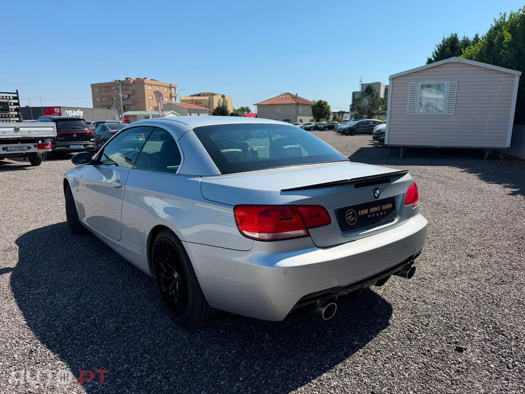 BMW 320 d Auto