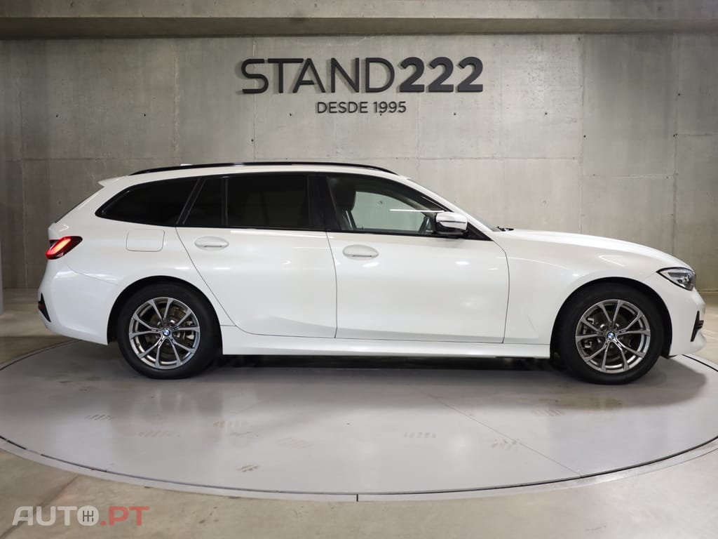 BMW 318 Touring Line Sport Auto