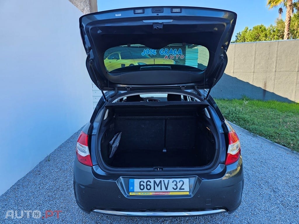 Citroen C4 1.6 e-HDi Exclusive CMP6