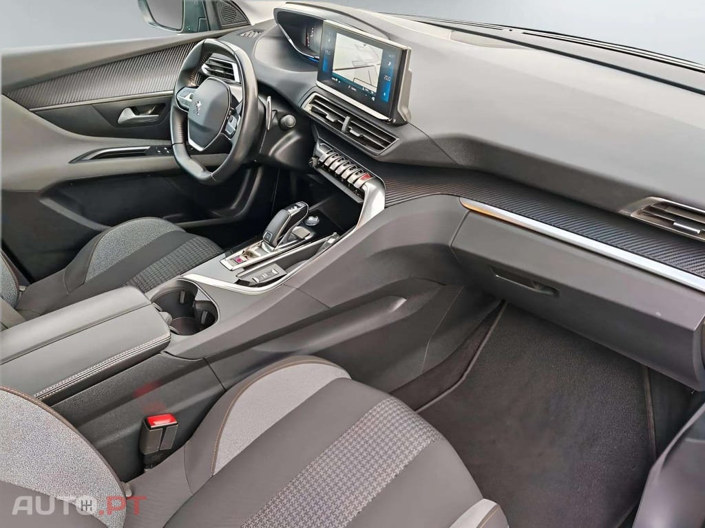 Peugeot 5008 1.5 BlueHDI EAT8 BUSINESS