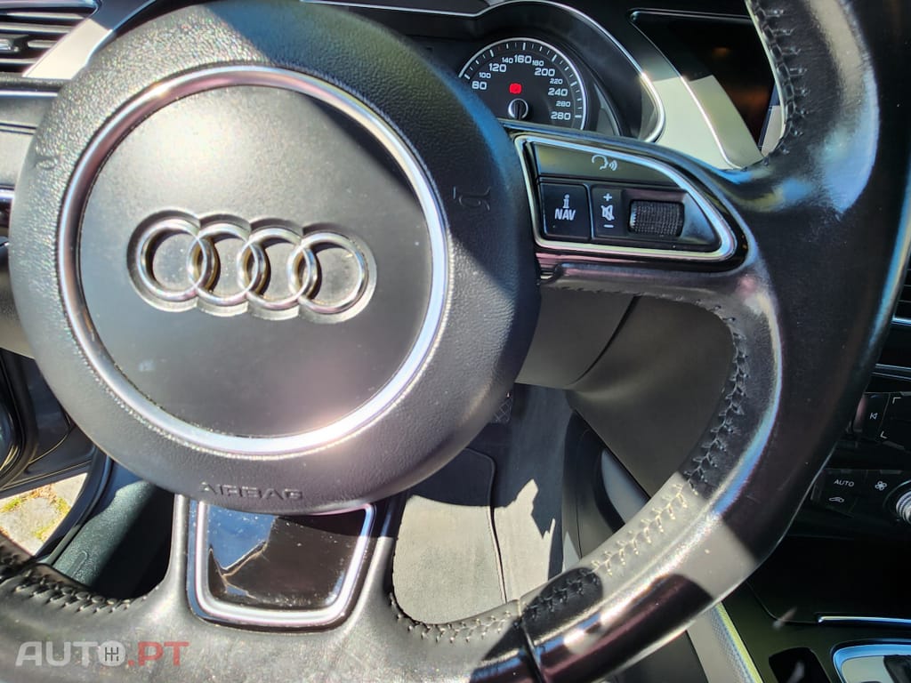 Audi A4 Avant 2.0 TDI multitronic Sport