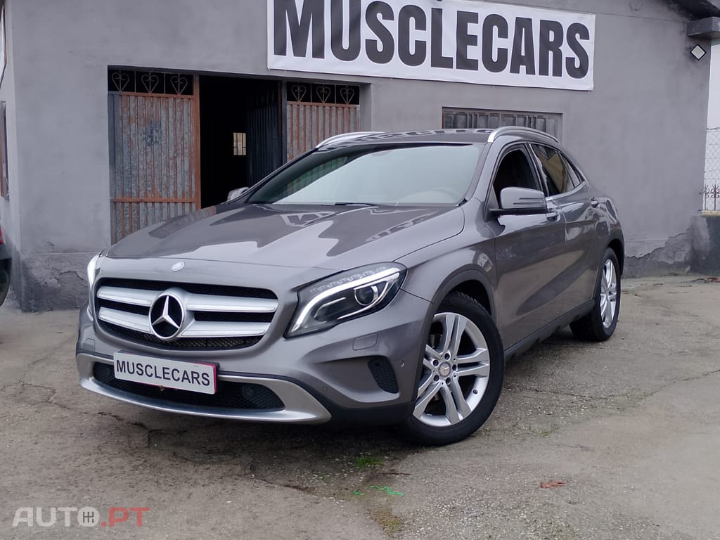 Mercedes-Benz GLA 180 pack amg