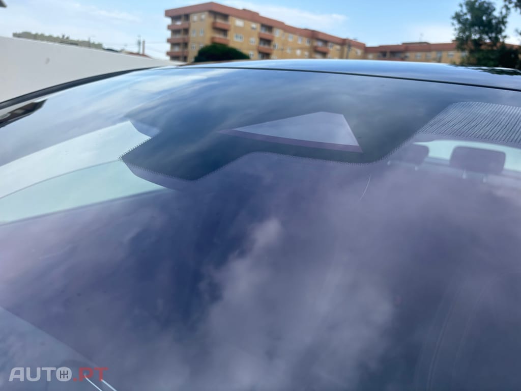 Jaguar I-Pace EV400 R-Dynamic HSE AWD