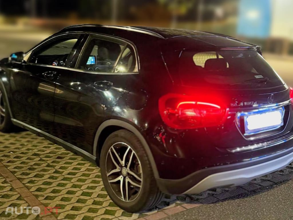 Mercedes-Benz GLA 180 CDI STYLE