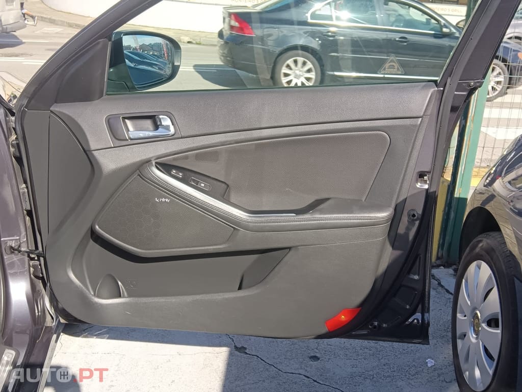 Kia Optima 1.7 CRDI TX Top Aut.
