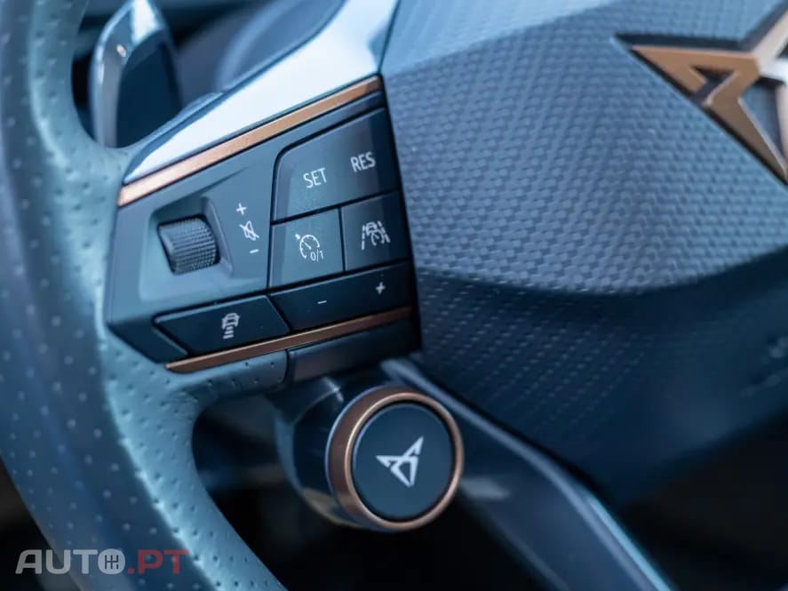 Cupra Formentor 1.4 e-Hybrid DSG VZ