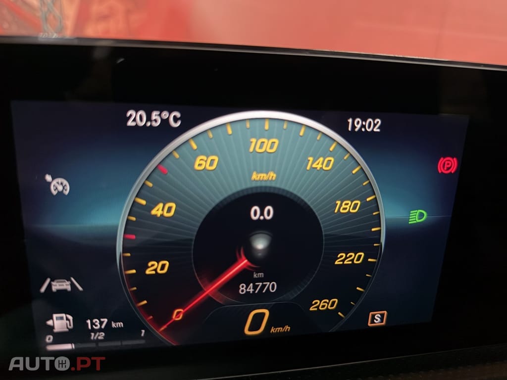 Mercedes-Benz A 180 Advanced AMG Line