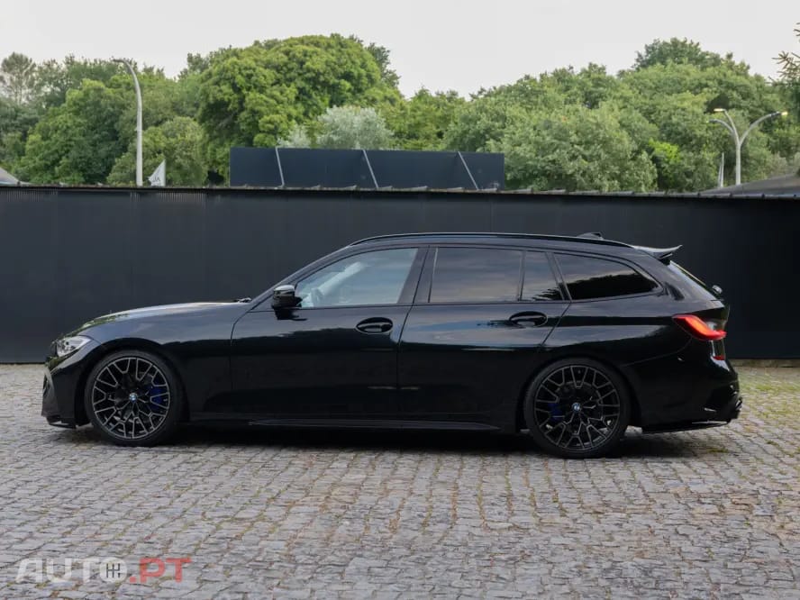 BMW 320 PACK M - LOOK M3