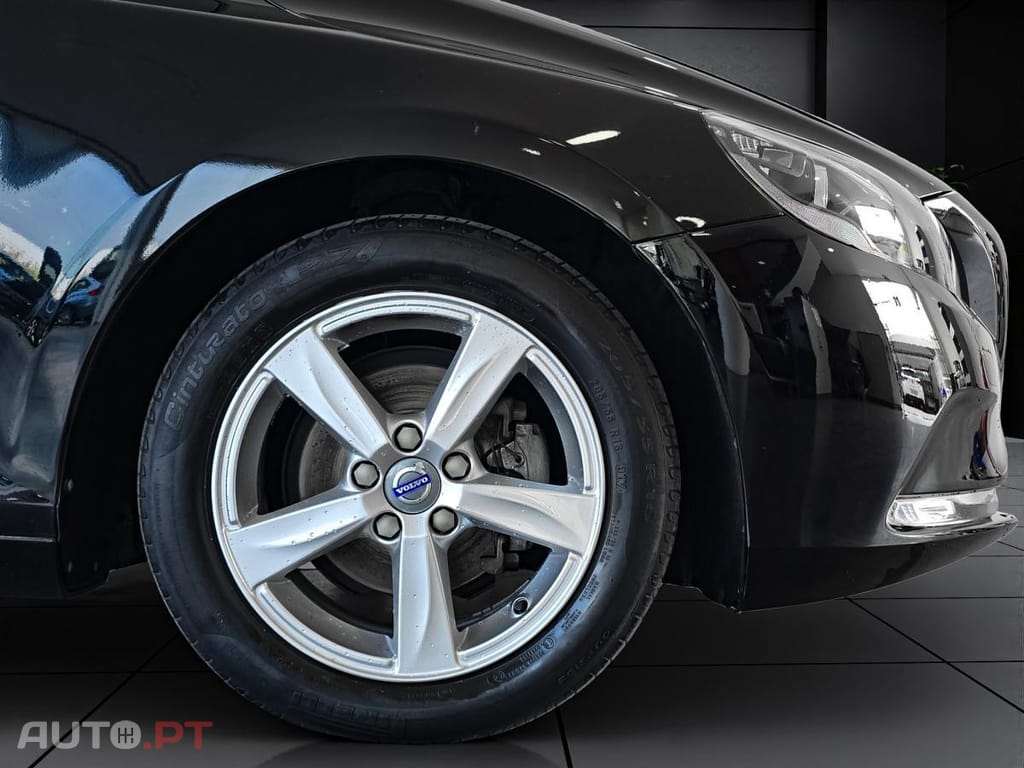 Volvo V40 2.0 D2 Momentum