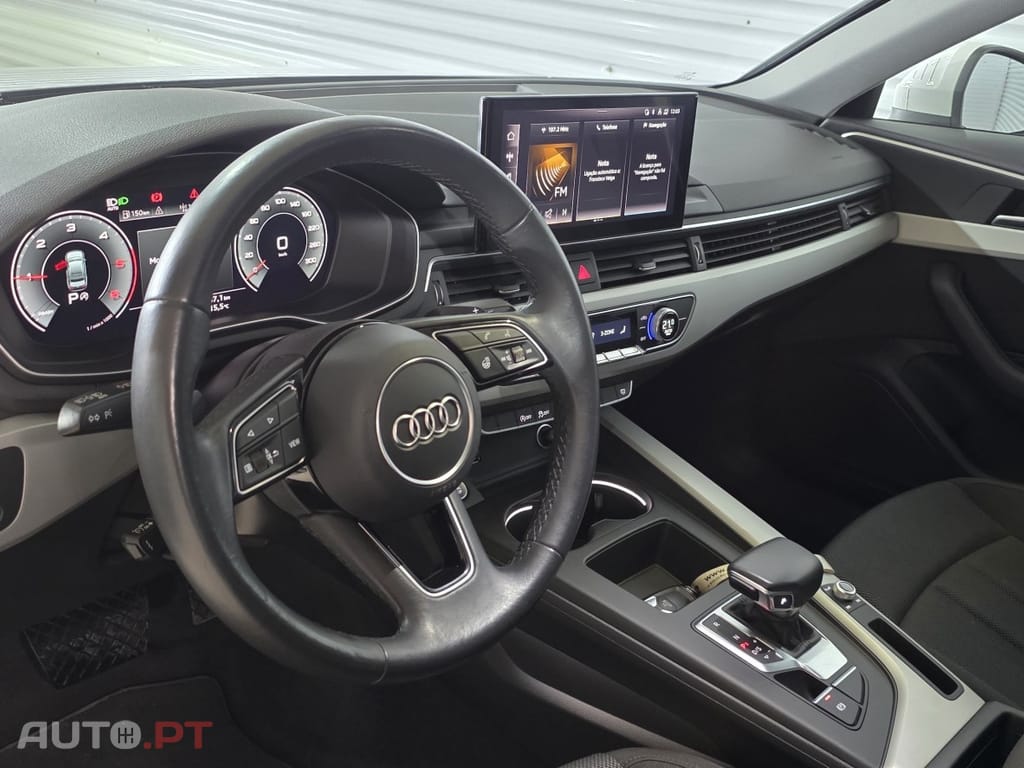 Audi A4 35 TDI S line S tronic