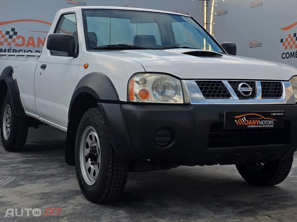 Nissan Pick Up 2.5 TD KC