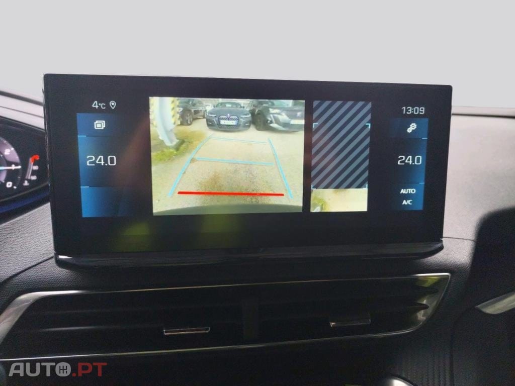 Peugeot 5008 1.2i Active Pack 7L EAT8