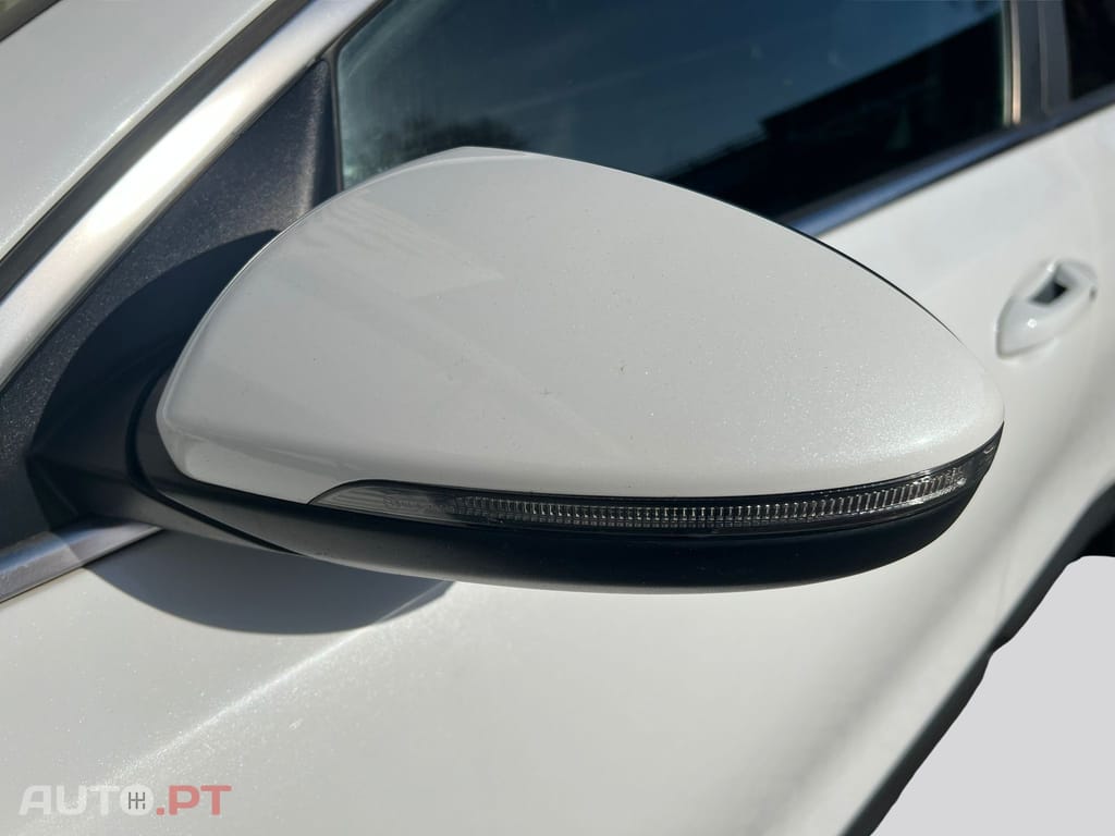 Kia Xceed HYB 1.6 GDI ISG PHEV BCK&WHT EDITION DCT6